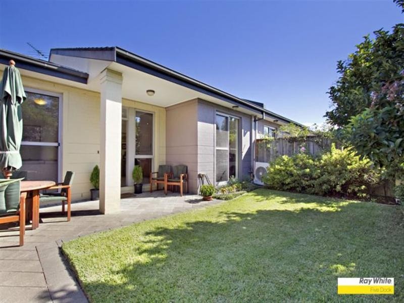 6 Kings Park Walk, Five Dock NSW 2046