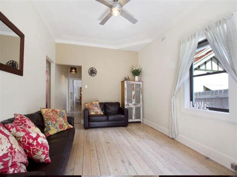 33 Murralong Avenue, Five Dock NSW 2046