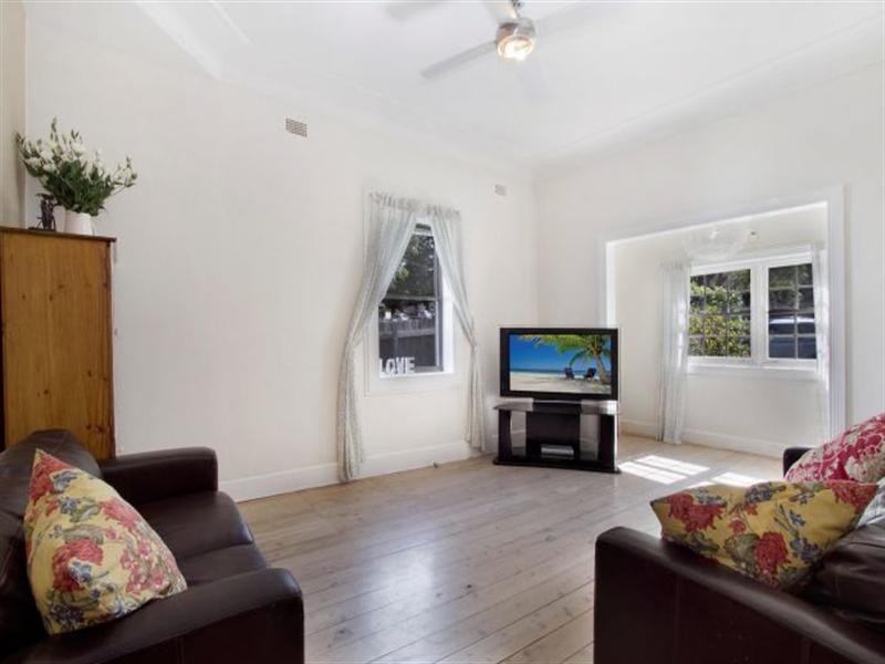 33 Murralong Avenue, Five Dock NSW 2046