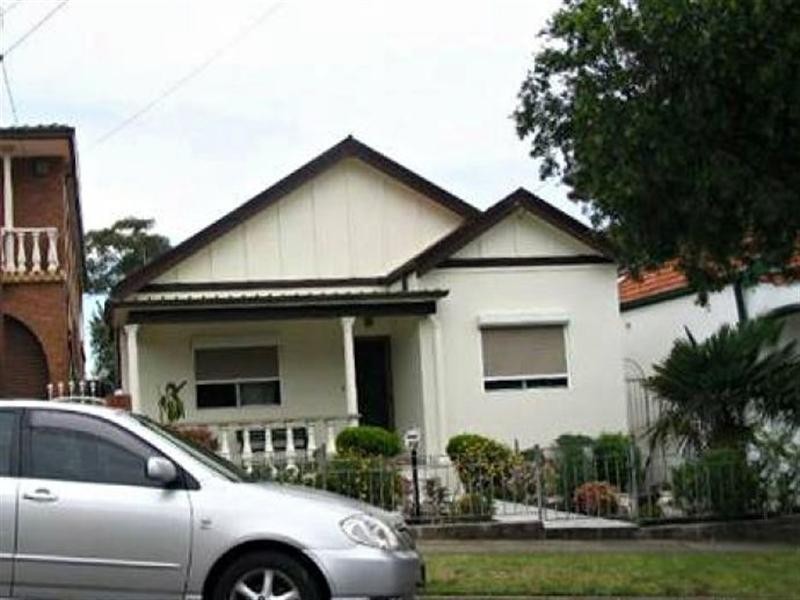 16 Wareemba Street, Abbotsford NSW 2046