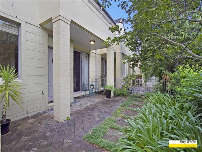 2 Kings Park Circuit, Five Dock NSW 2046