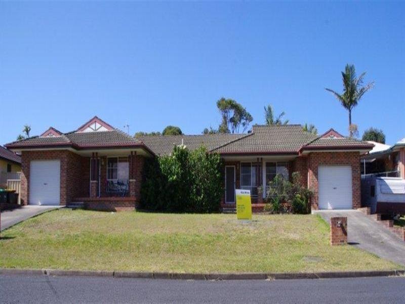 4a Gannet Crescent, Old Bar NSW 2430