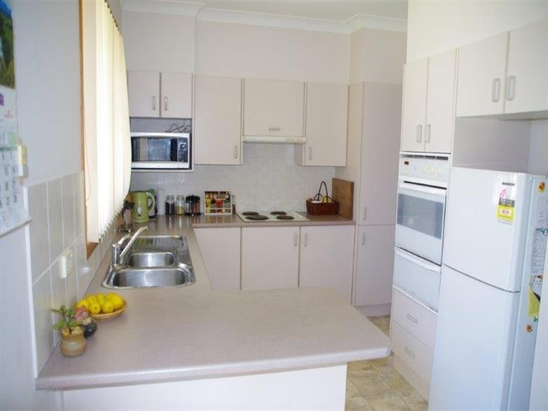 4a Gannet Crescent, Old Bar NSW 2430