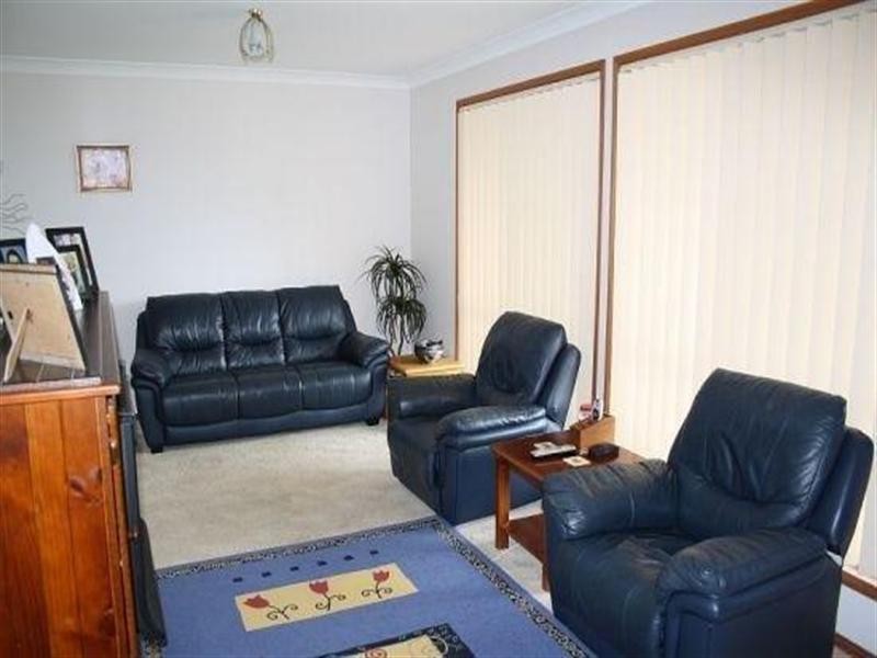 4a Gannet Crescent, Old Bar NSW 2430