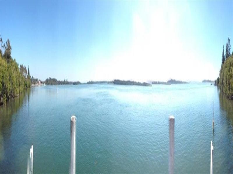 4/30 Manning Street, Manning Point NSW 2430