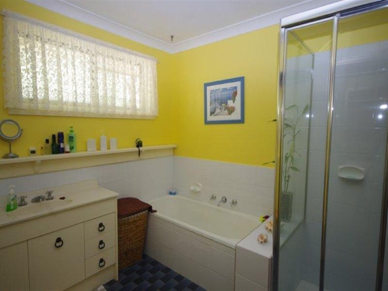 18 Caparra Close, Tinonee NSW 2430