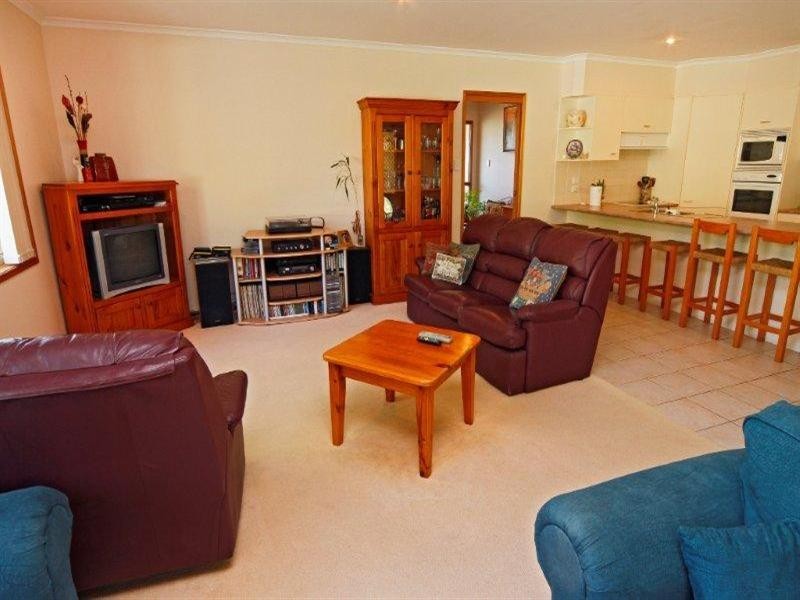 7 Lucas Court, Black Head NSW 2430