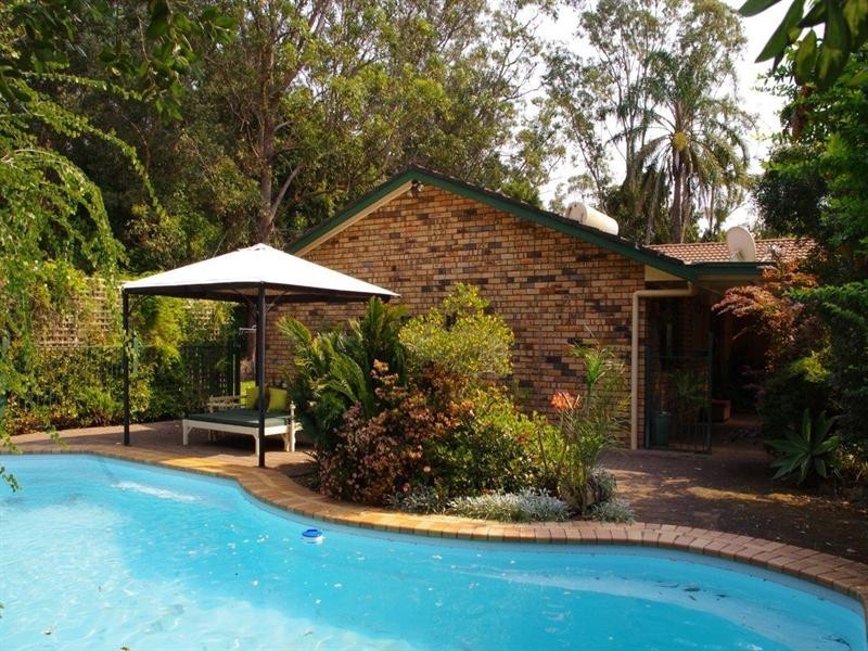 135 Beach Road, Mitchells Island NSW 2430