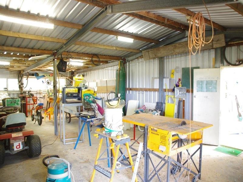 135 Beach Road, Mitchells Island NSW 2430