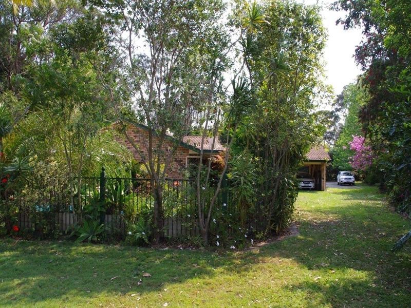 135 Beach Road, Mitchells Island NSW 2430
