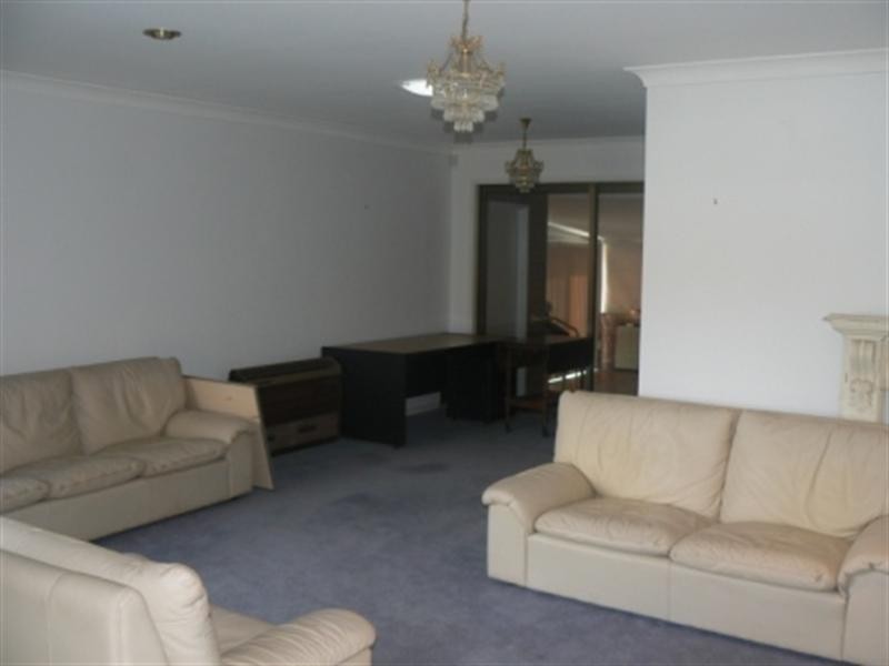 17 Glenhaven Street, Taree NSW 2430