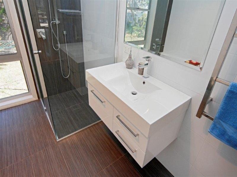 21 Pacific Parade, Old Bar NSW 2430