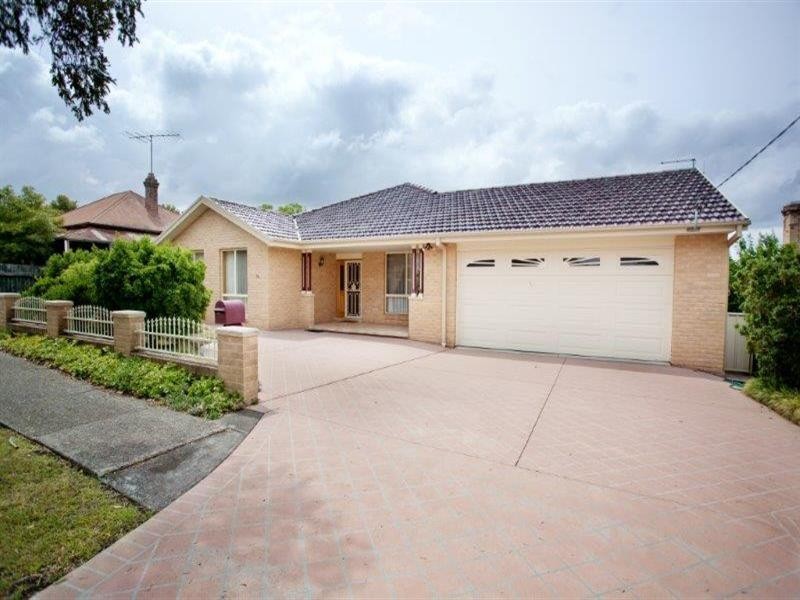 94 Wynter Street, Taree NSW 2430