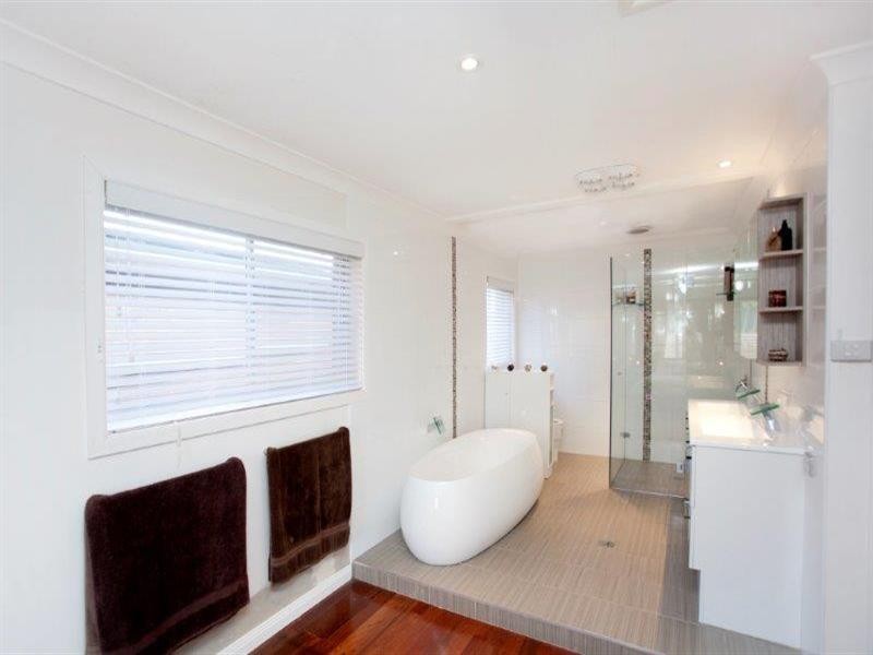 11 McLaughlin Avenue, Taree NSW 2430