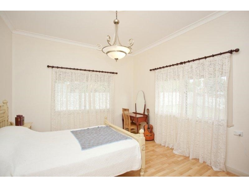 129 High Street, Taree NSW 2430