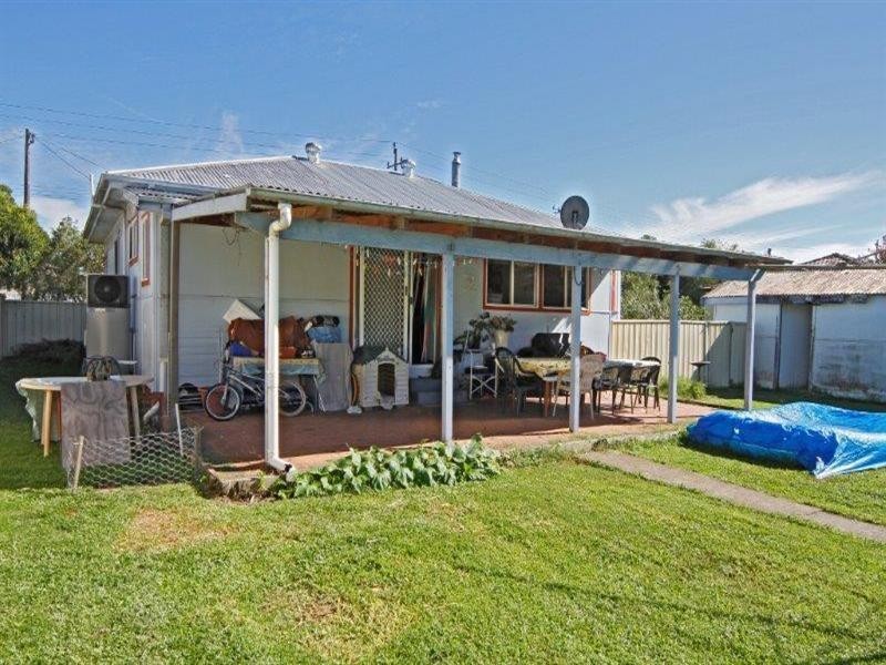 14 Deb Street, Taree NSW 2430