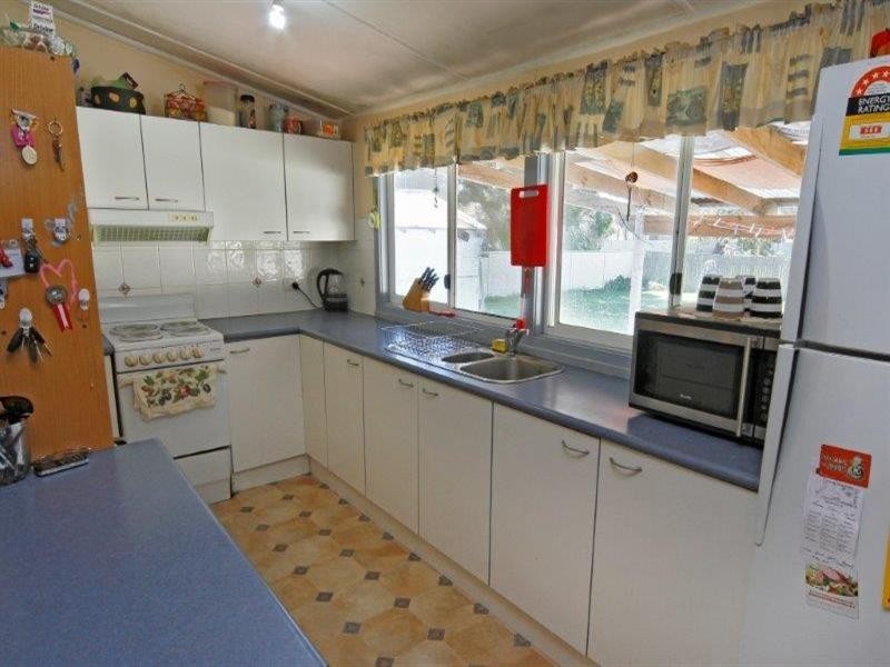 14 Deb Street, Taree NSW 2430