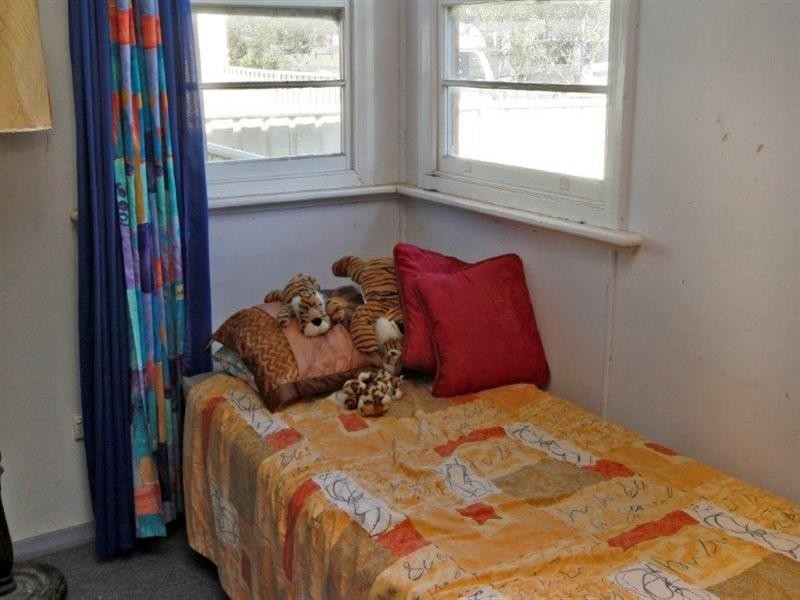 14 Deb Street, Taree NSW 2430