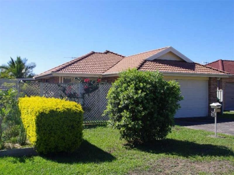 36 Medowie Road, Old Bar NSW 2430