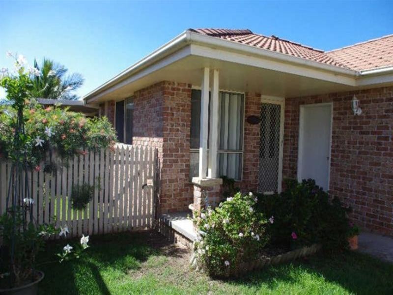 36 Medowie Road, Old Bar NSW 2430