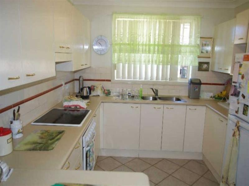 36 Medowie Road, Old Bar NSW 2430