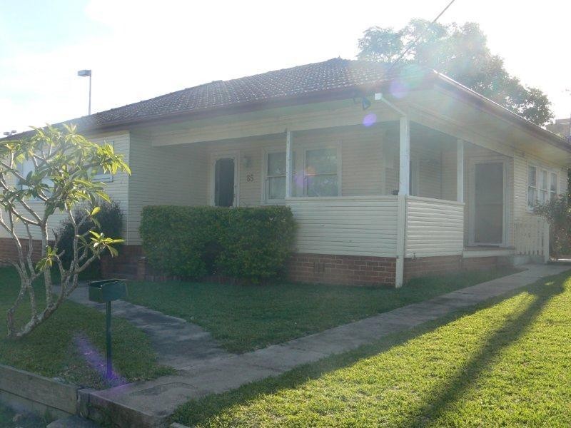 85 Wynter Street, Taree NSW 2430