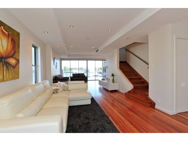 14/4-6 Electra Parade, Harrington NSW 2427