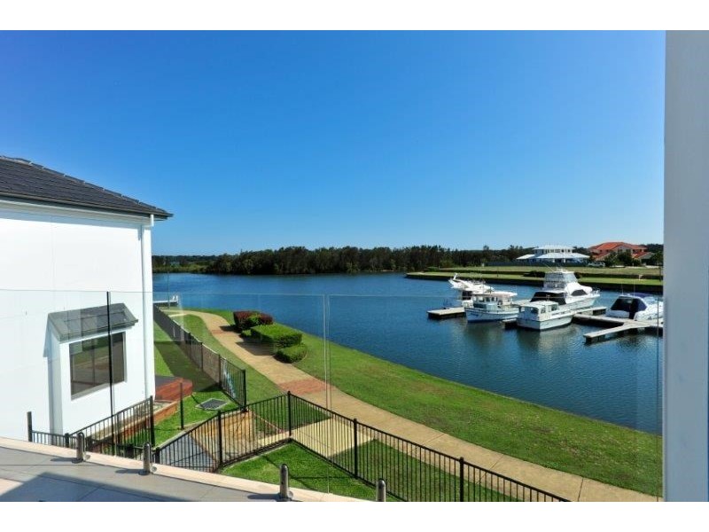 14/4-6 Electra Parade, Harrington NSW 2427