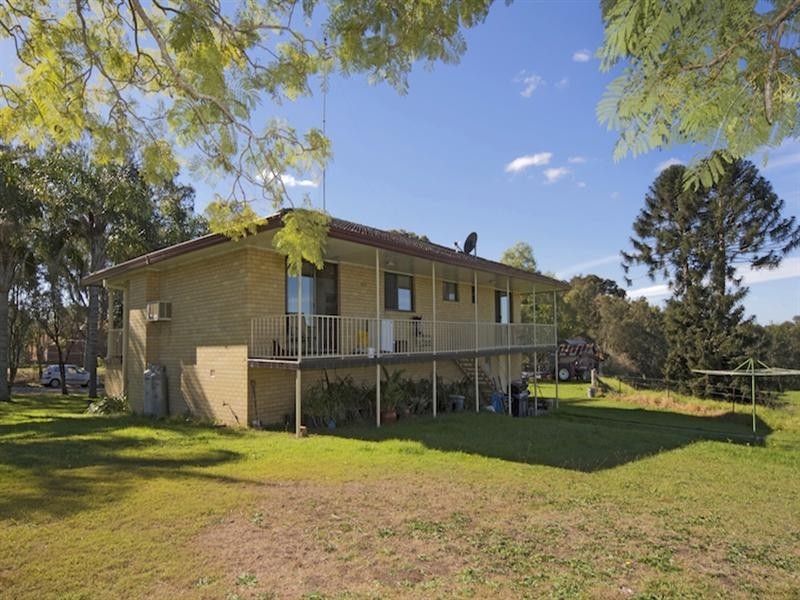 2 Farquhar Street, Wingham NSW 2429