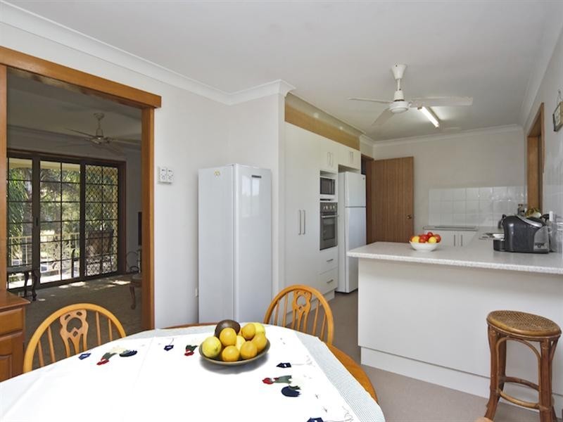 2 Farquhar Street, Wingham NSW 2429