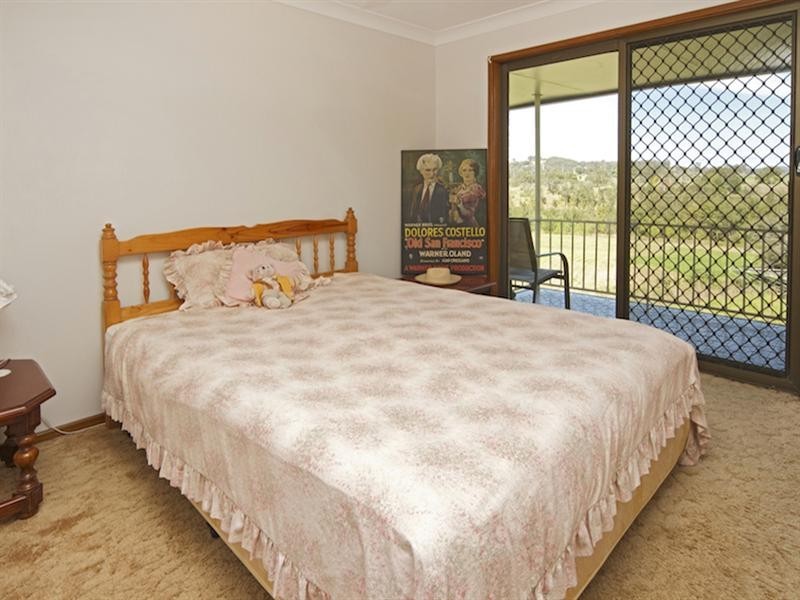 2 Farquhar Street, Wingham NSW 2429