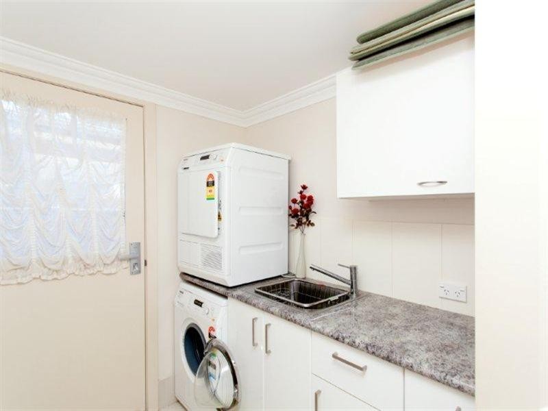 23 John Armstrong Close, Taree NSW 2430