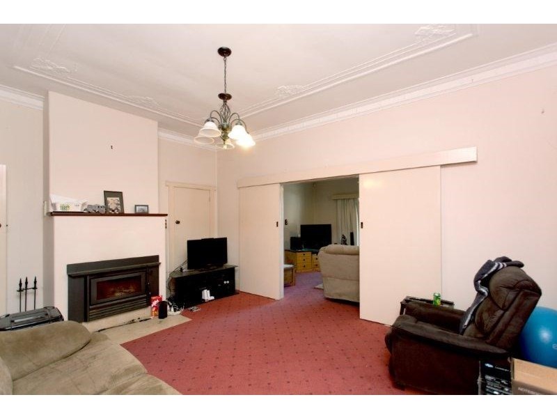 25 River Street, Taree NSW 2430