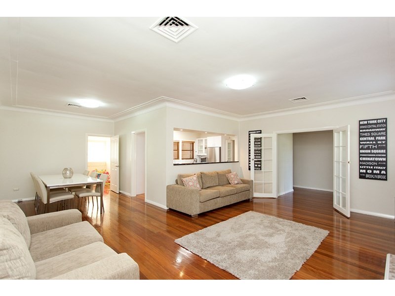 1 Bayview Crescent, Taree NSW 2430