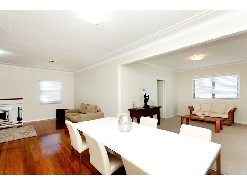 1 Bayview Crescent, Taree NSW 2430