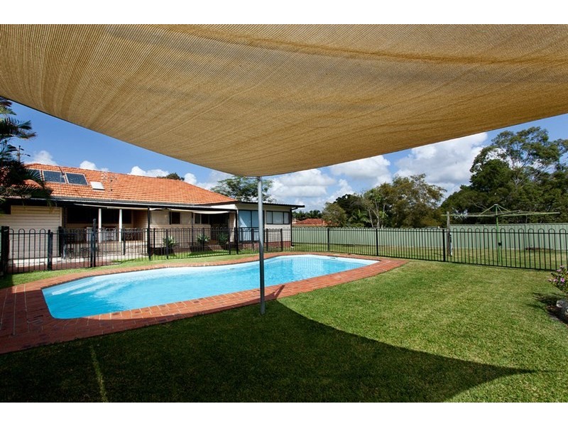 1 Bayview Crescent, Taree NSW 2430
