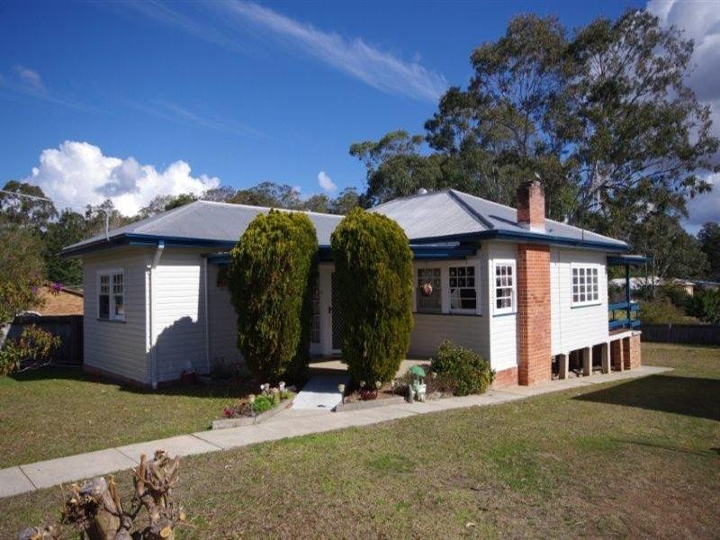 48 Manchester Street, Tinonee NSW 2430