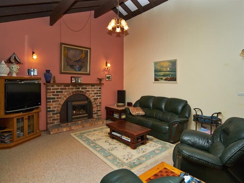 24 Cowans Lane, Oxley Island NSW 2430