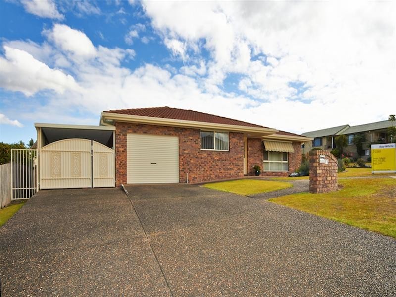 1/1 Wootton Crescent, Taree NSW 2430