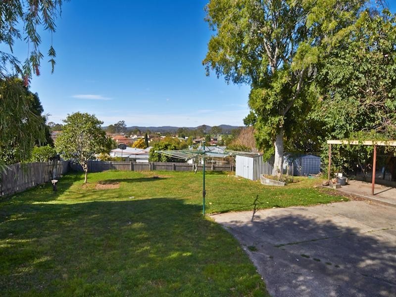 24 Edinburgh Drive, Taree NSW 2430