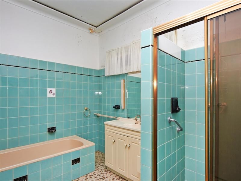 24 Edinburgh Drive, Taree NSW 2430