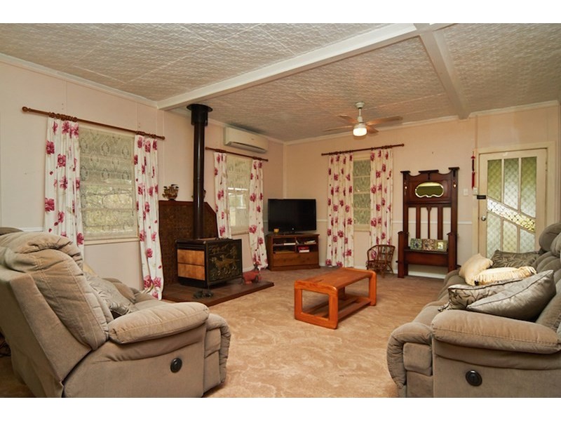 24 Macquarie Street, Coopernook NSW 2426