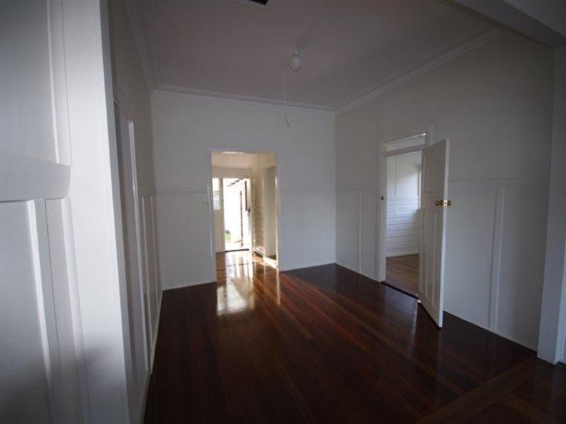 2/23-27 Lewis Street, Old Bar NSW 2430