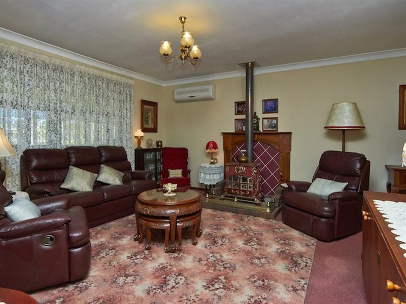 47 Bayview Crescent, Taree NSW 2430
