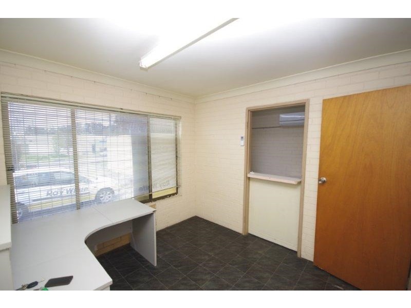 15 Elizabeth Aveune, Taree NSW 2430