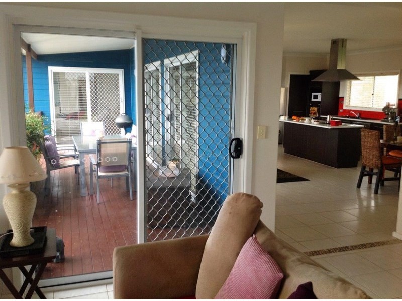 32 Emerald Drive, Diamond Beach NSW 2430