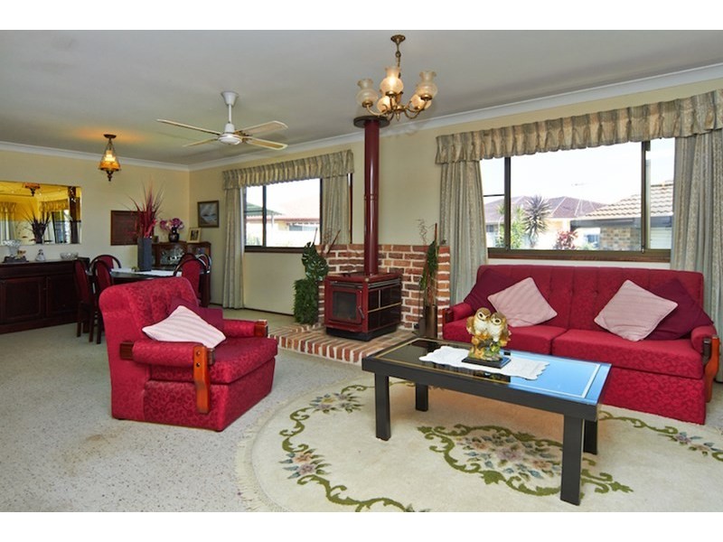 13 Craiglea Close, Taree NSW 2430