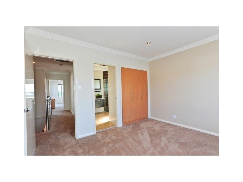 4/4-6 Electra Parade, Harrington NSW 2427