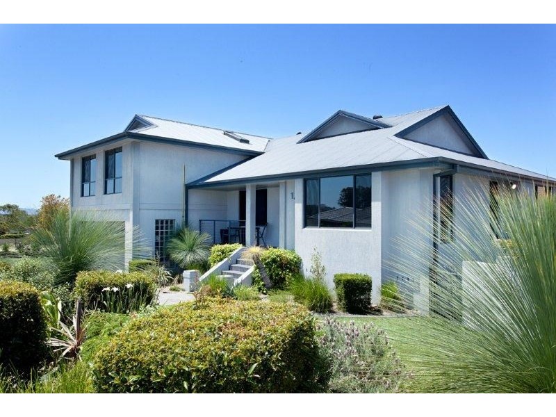 14 Ellenora Circuit, Wingham NSW 2429