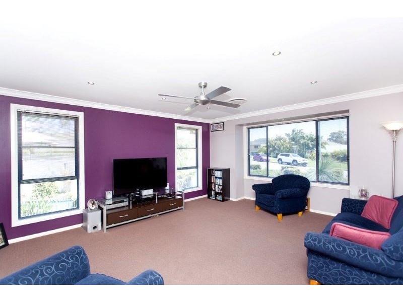 14 Ellenora Circuit, Wingham NSW 2429